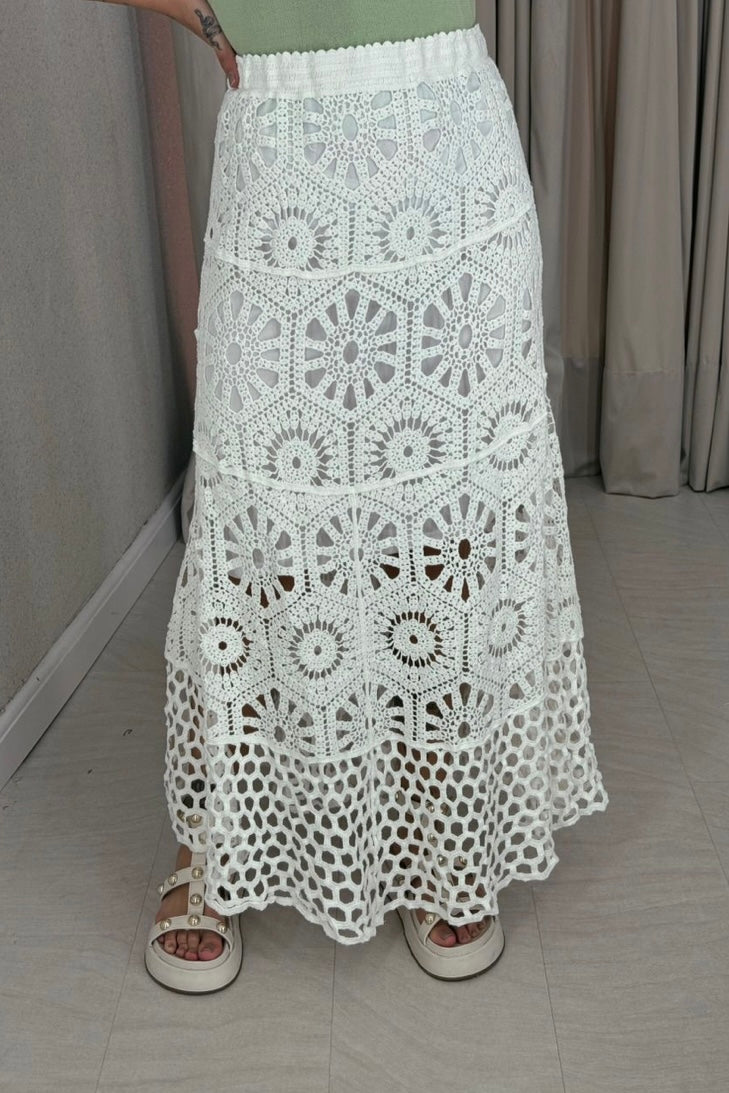 Jupe mi-longue en crochet style bohème chic OFF