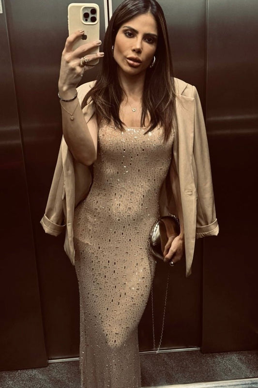 Robe en tulle beige avec strass