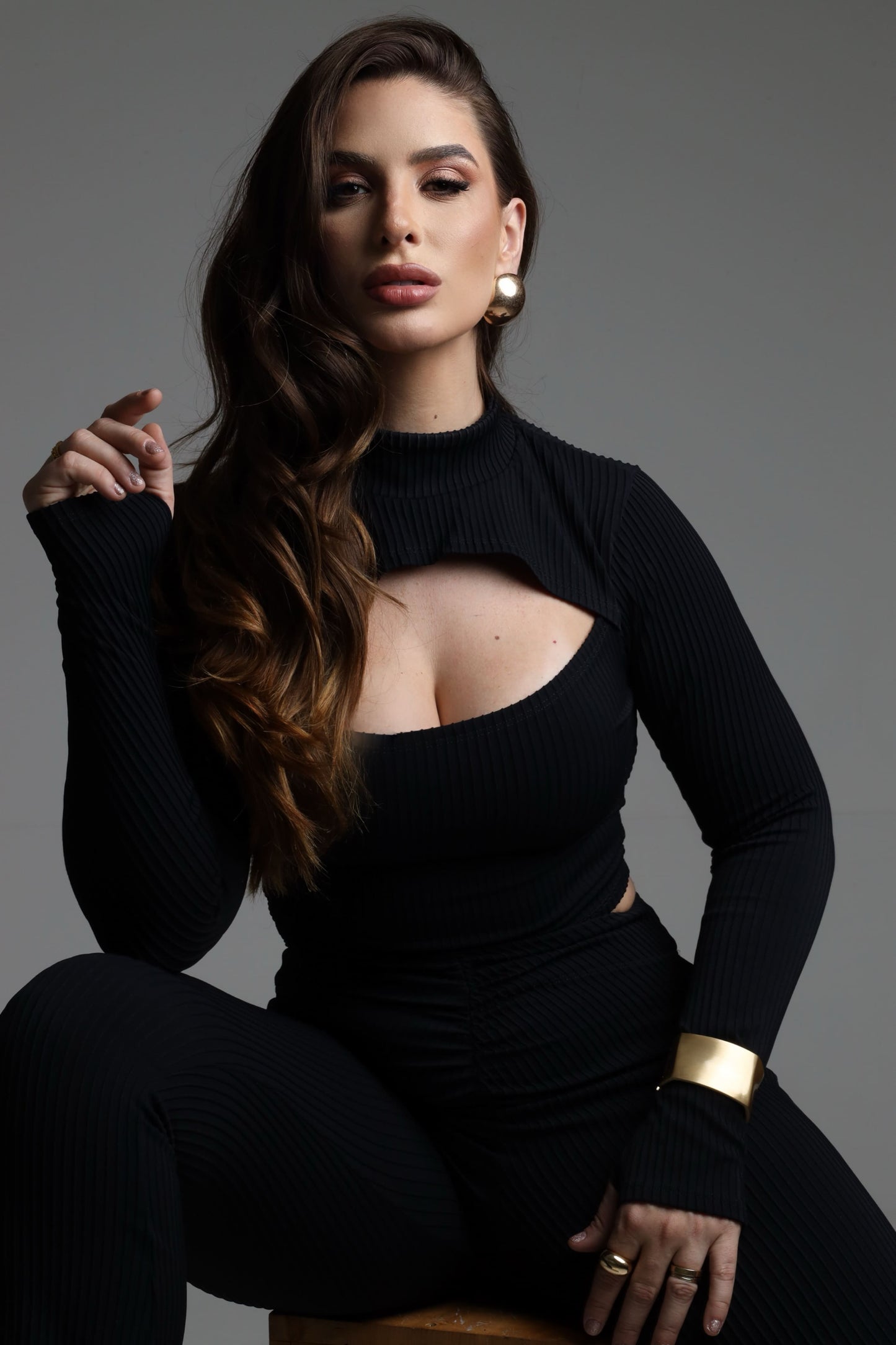 Conjunto Poliamida com Alta Compressão – Calça Flare e Cropped Preto