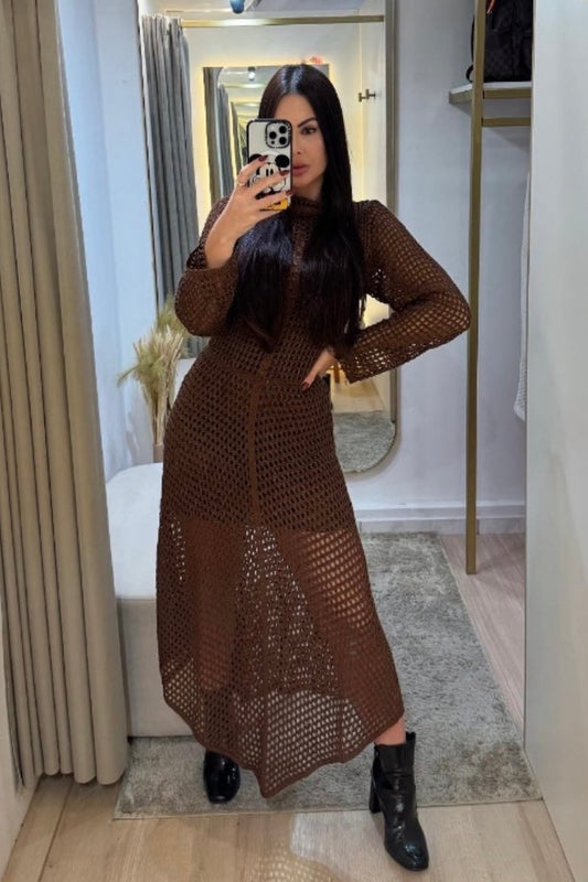 Robe longue en crochet marron