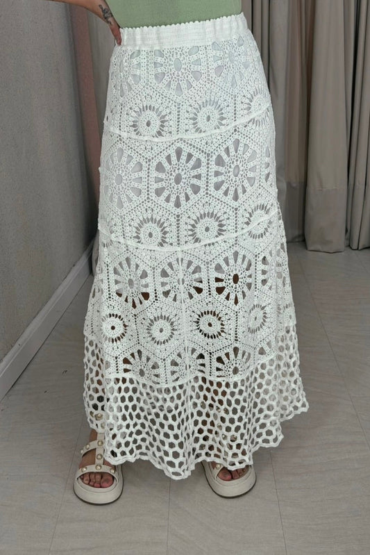 Jupe mi-longue en crochet style bohème chic OFF